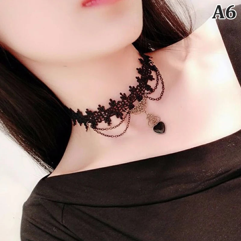 Collier Gothic Dentelle
